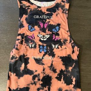 No boundaries tank top NEVER WORN